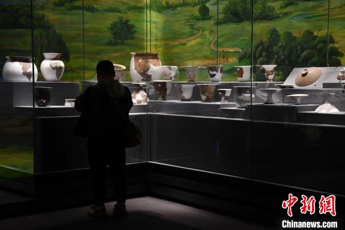 四川宝墩遗址展馆开馆揭秘约4500年前古蜀先民的日常生活
